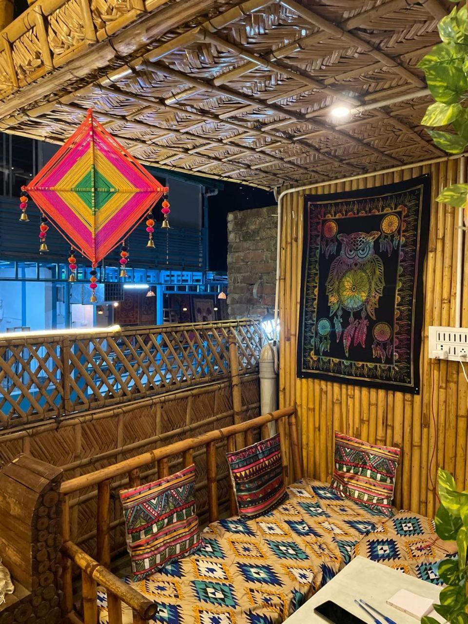 Baba'S Rishikesh Vandrarhem Exteriör bild